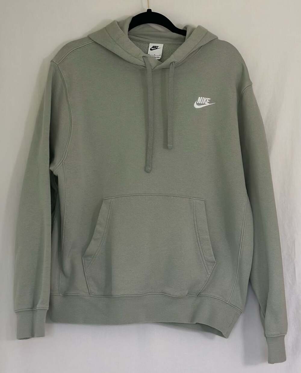 Nike Women's Pullover Hoodie Sage Green Medium